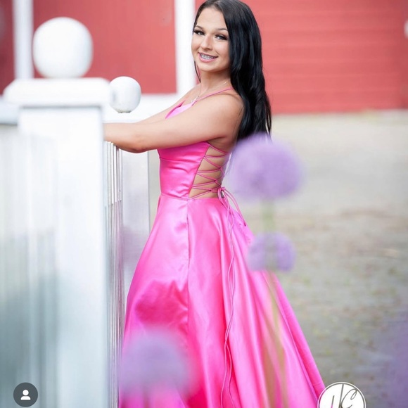 Prom dress - Picture 5 of 5